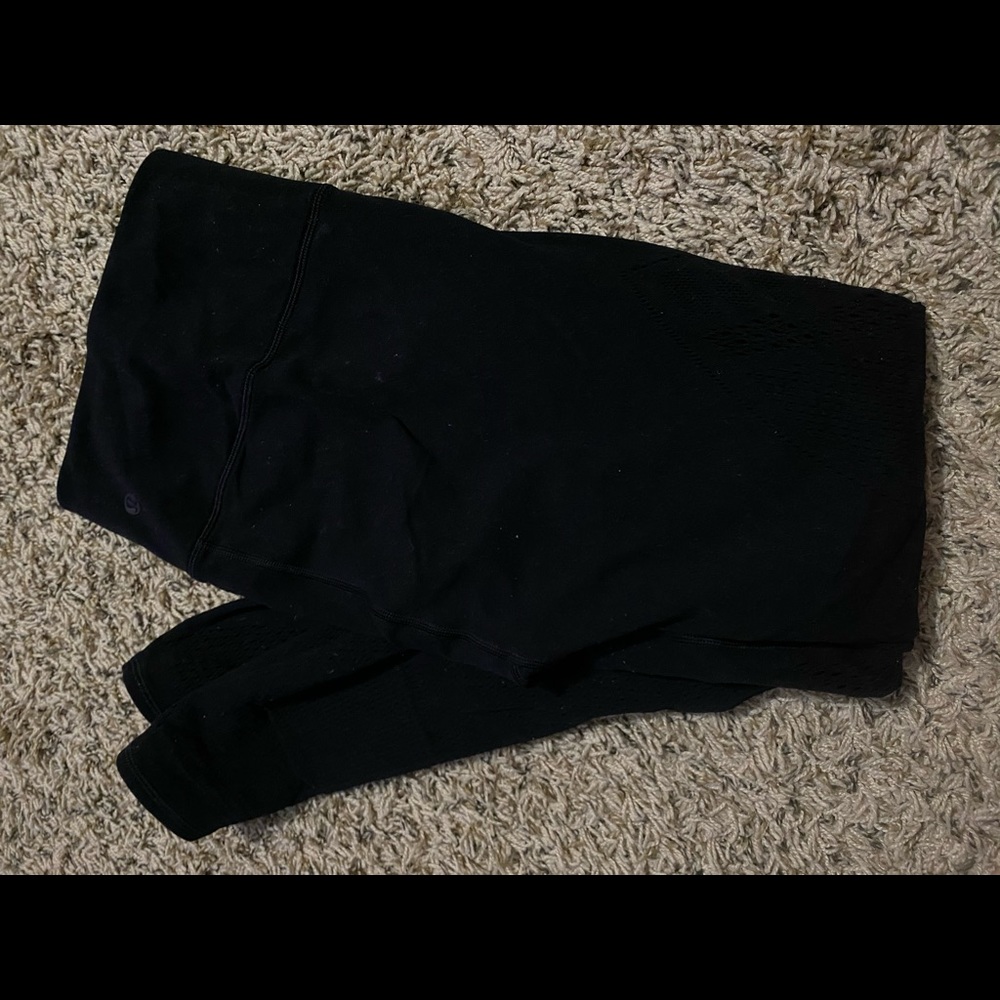 Lululemon reveal tight